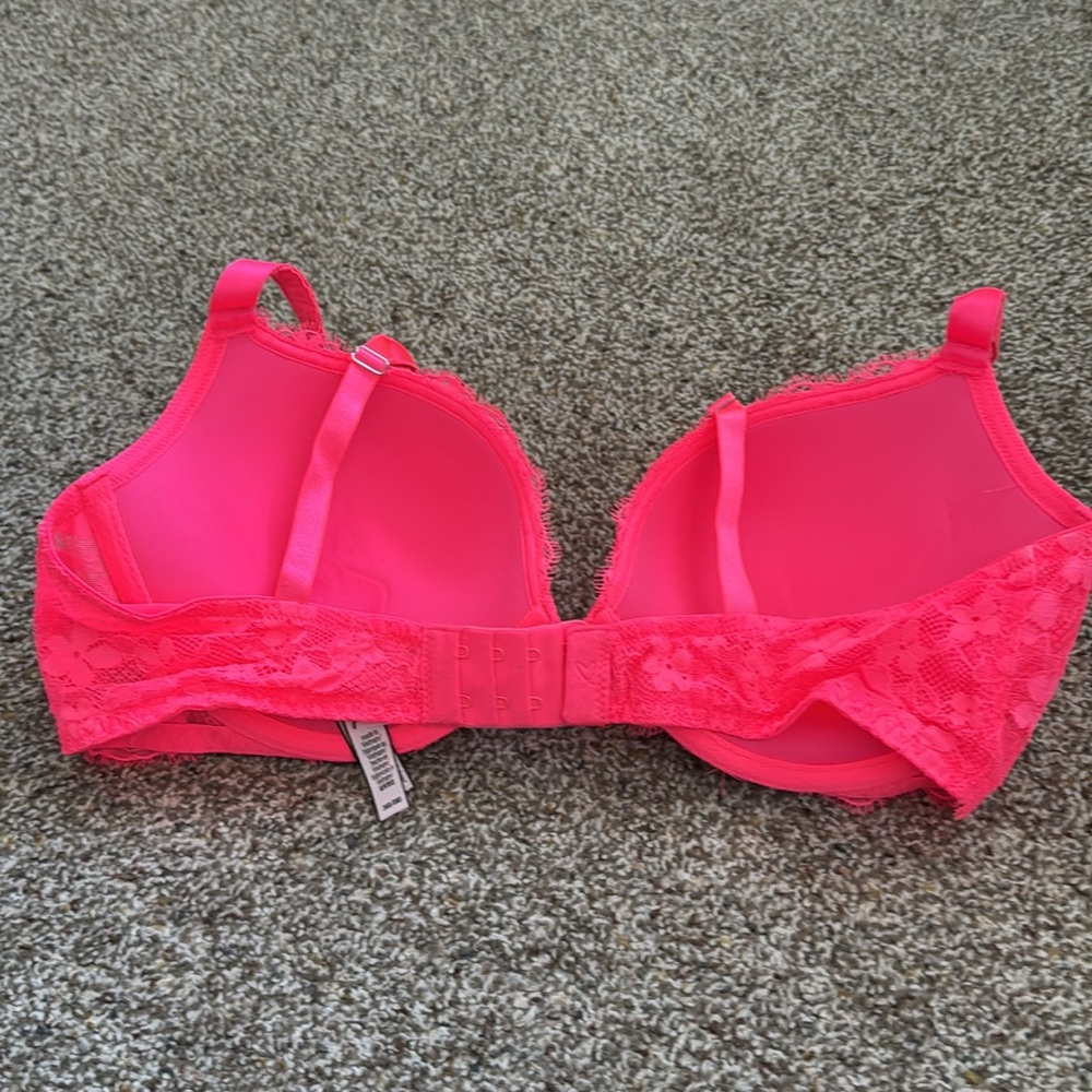 Victorias Secret Dream Angels Push-Up Bra, Hot Pink 36D - Picture 5 of 7